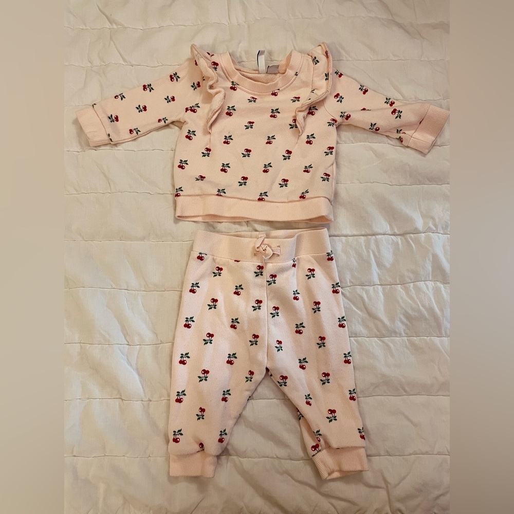Janie & Jack cherries set 3-6m